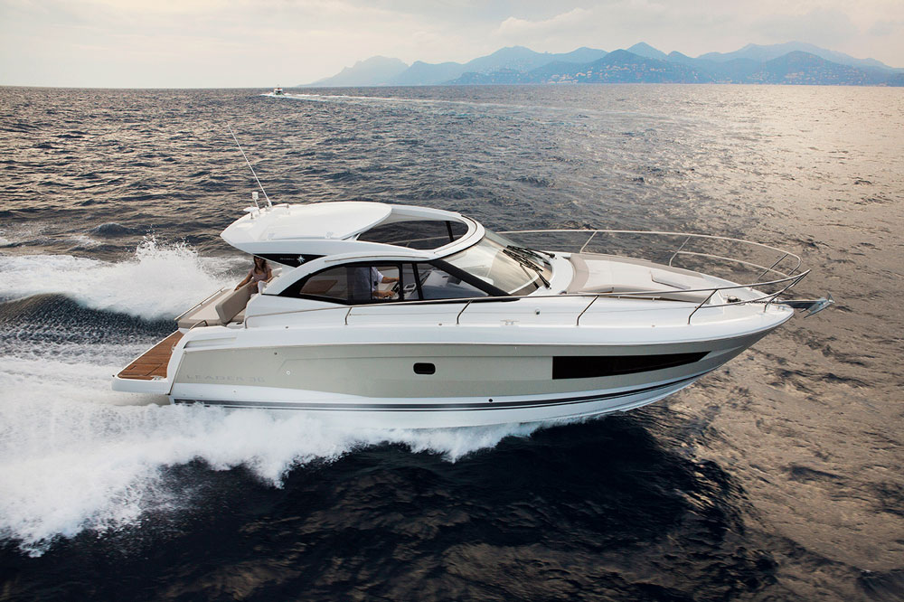 Willys Marine Diesel 1 Marine Diesel Twin Volvo 300
