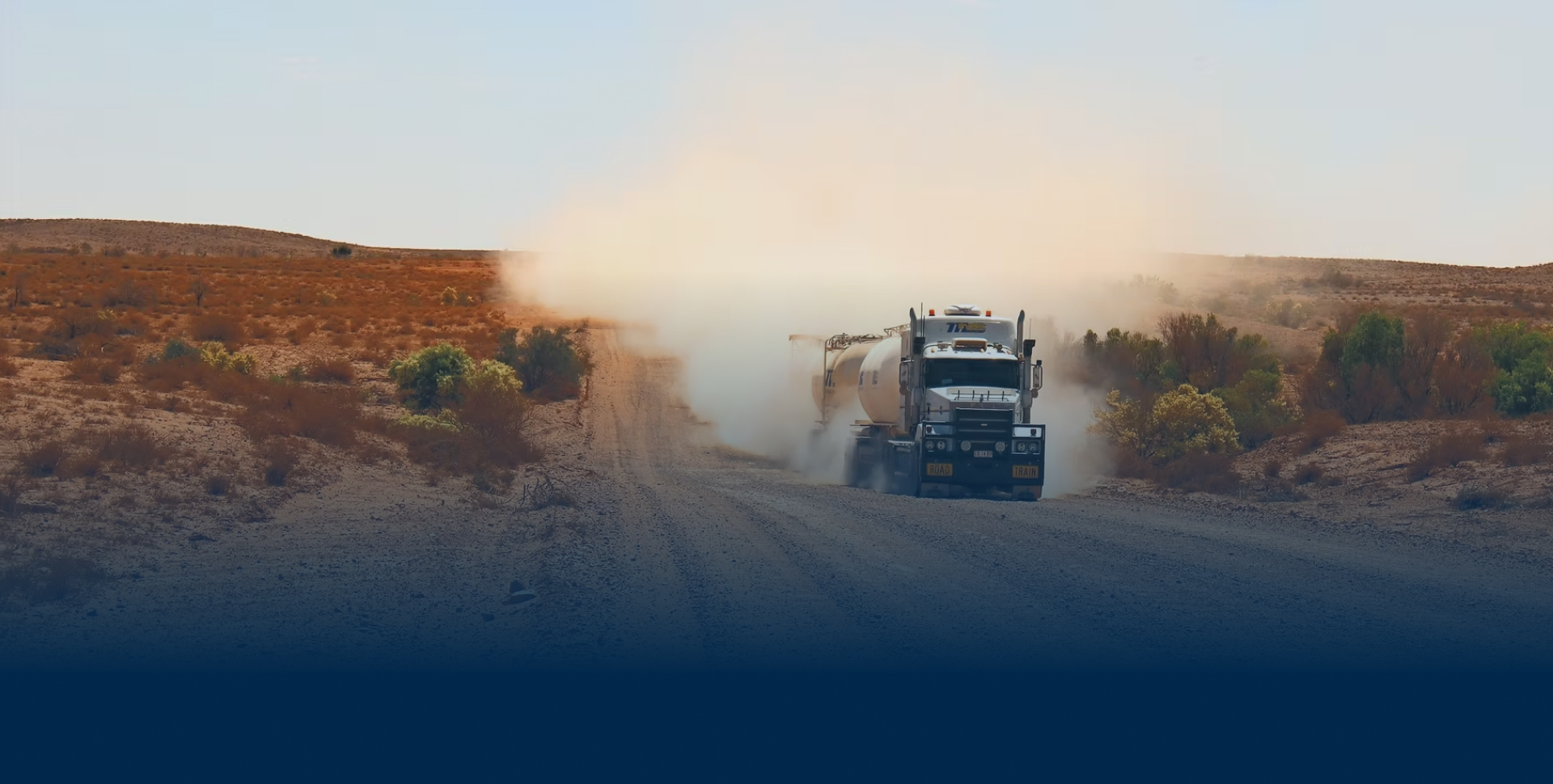 Heavy Diesel Mechanic - Sunshine Coast | Landing Page 1 Mask group