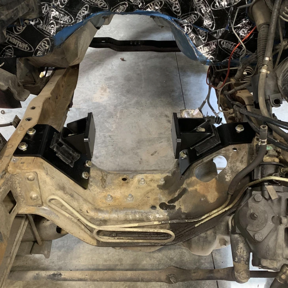 Motor Mounts: 1980-1997 Ford F250/350 to 12v/24v/CR Cummins