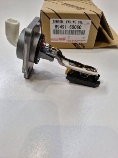 Genuine Low Oil Level Sensor | Toyota 1HZ 1HD-T 1HD-FT 3B